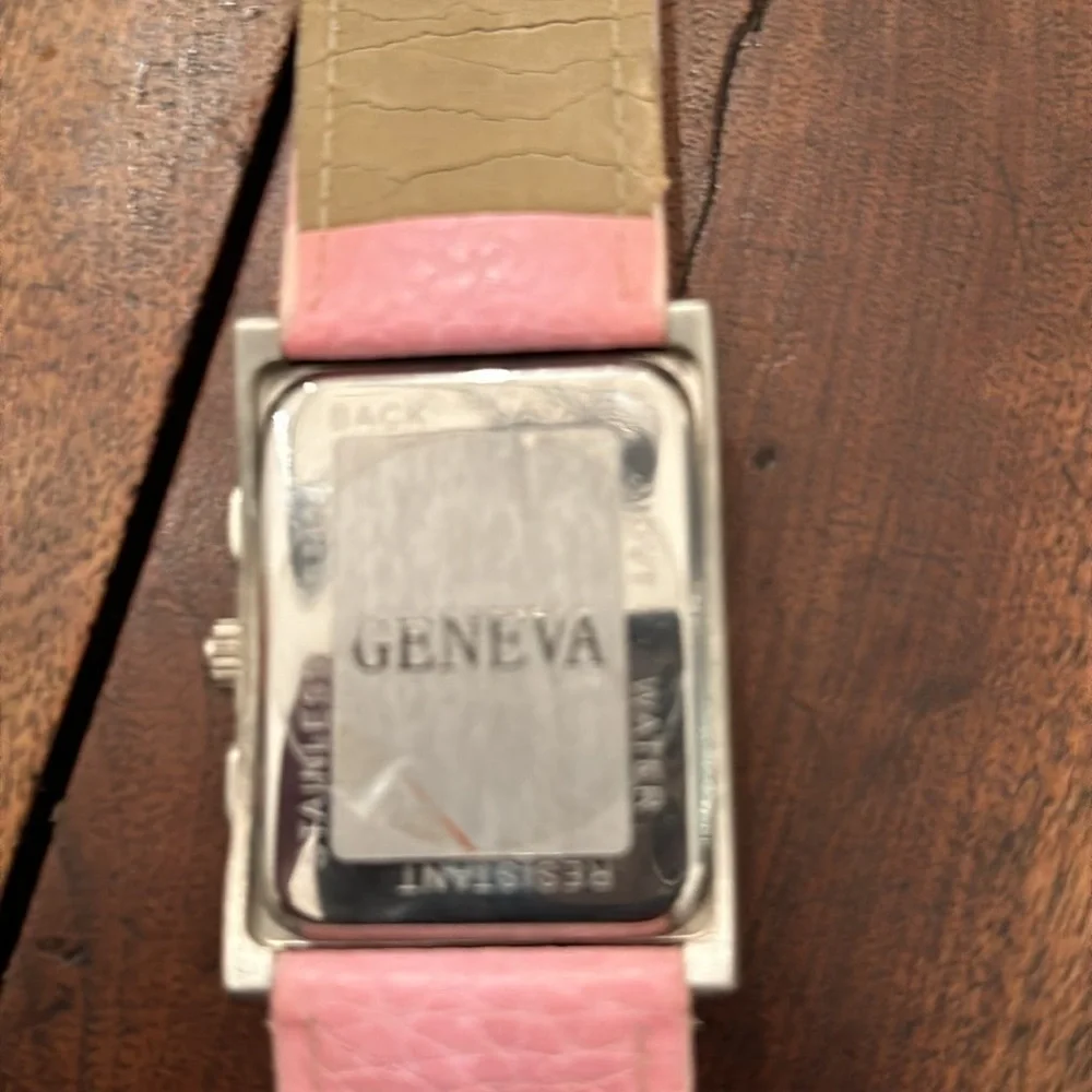 Geneva Barbie pink large quartz watch